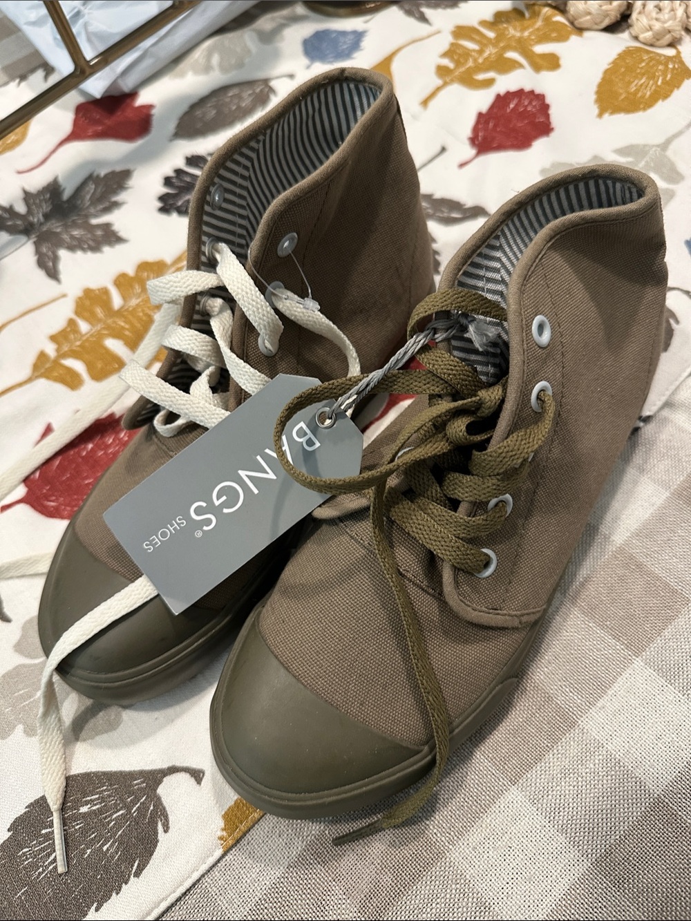 NEW Bangs Canvas High-Top for Women